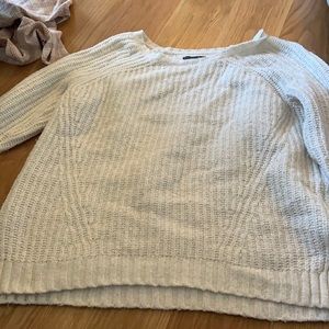 american eagle white sweater